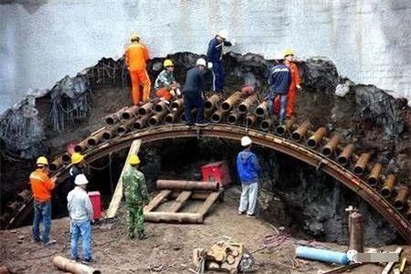 吉林隧道钢花管支护案例